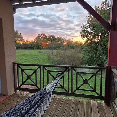 Villa Beautiful House With Pool Table In A Setting Lartigue (Gers)